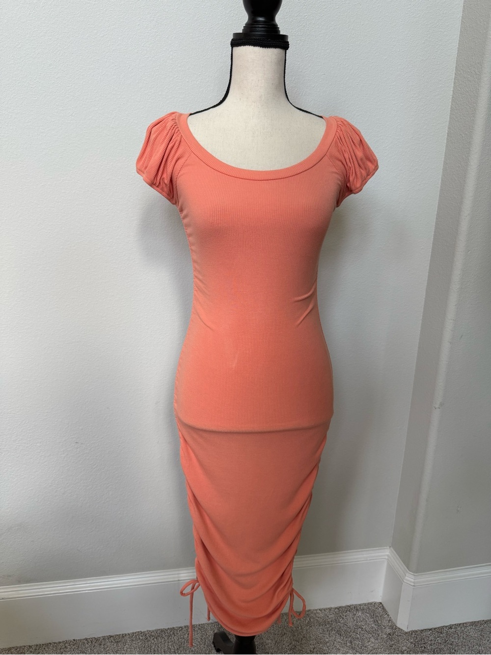 Betsey Johnson Coral Scoop Neck Ruched Midi Dress